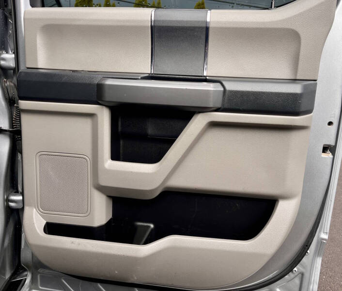 2022 Ford F-350 Super Duty XLT