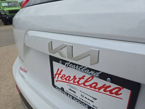 2024 Kia Niro EX