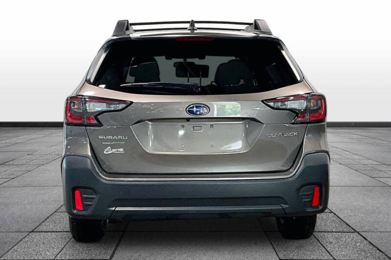 2022 Subaru Outback Premium
