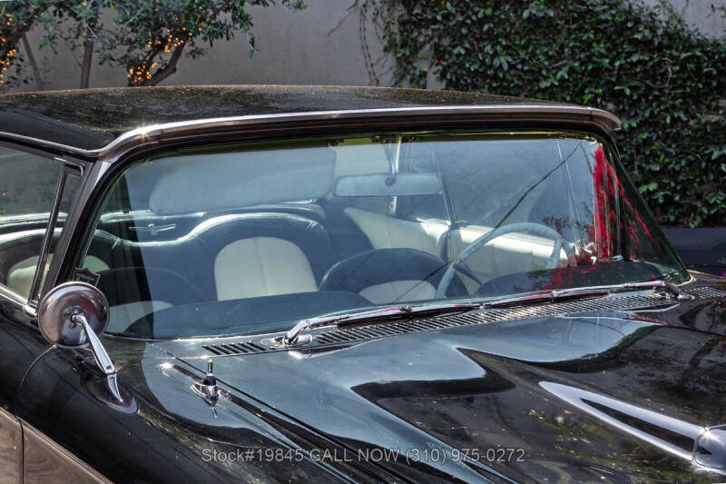1960 Ford Thunderbird