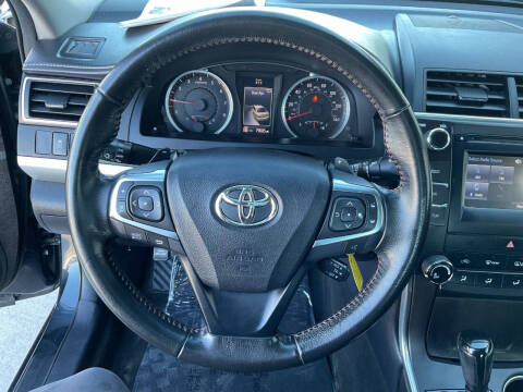 2016 Toyota Camry SE