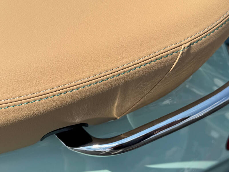 2025 Vespa Primavera 150 Batik