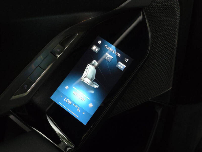 2023 BMW 7 Series 740i