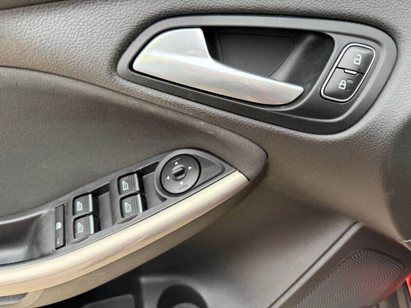 2018 Ford Focus Titanium