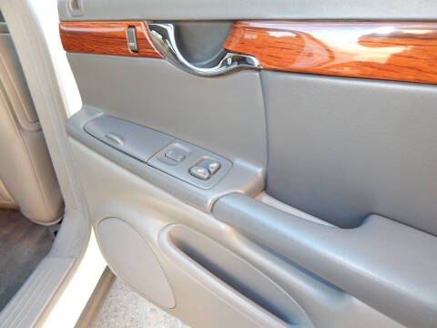 2004 Cadillac DeVille