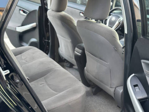 2012 Toyota Prius Two