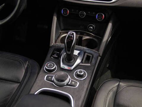 2020 Alfa Romeo Stelvio Sport