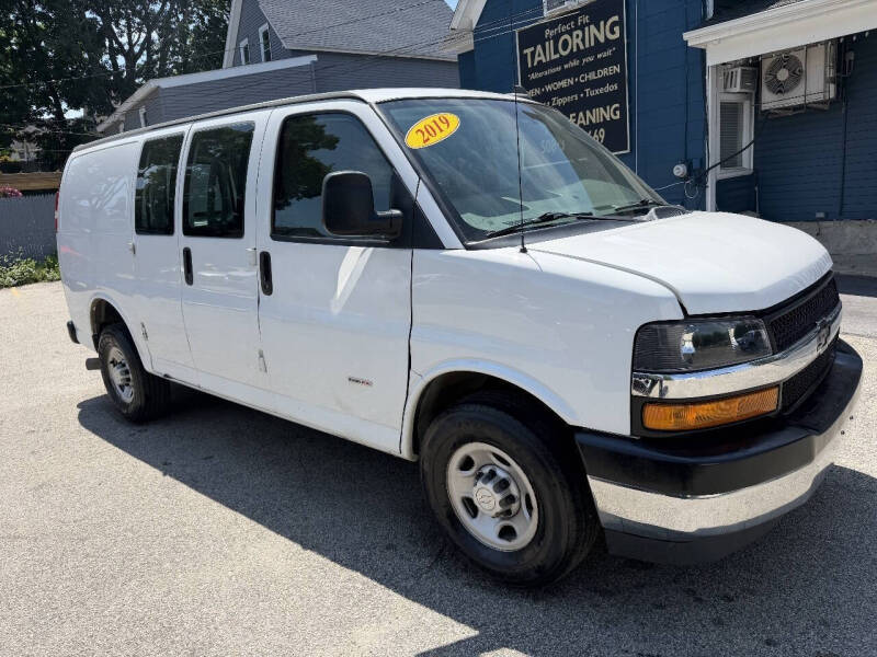 2019 Chevrolet Express 2500