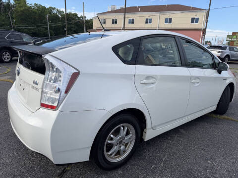 2011 Toyota Prius Two