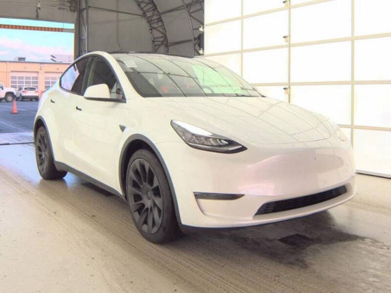 2022 Tesla Model Y Long Range