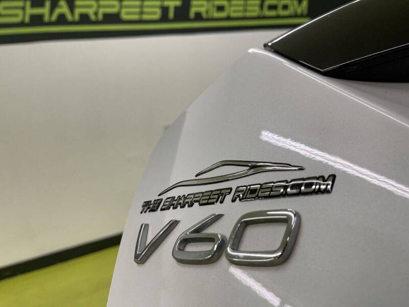 2018 Volvo V60 Cross Country T5 Premier