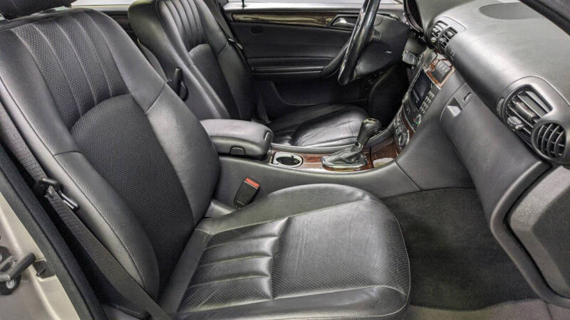 2005 Mercedes-Benz C-Class C 320 4MATIC