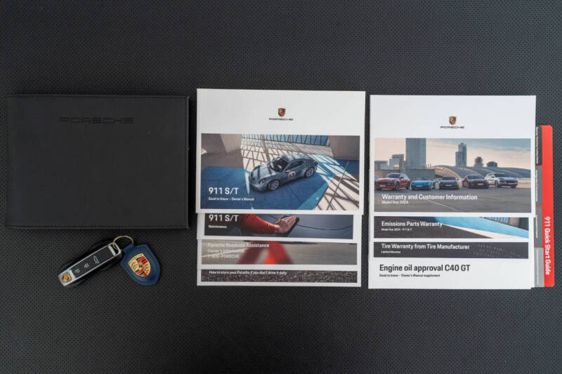 2024 Porsche 911 S/T