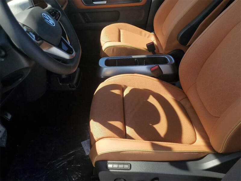 2025 Volkswagen ID. Buzz Pro S