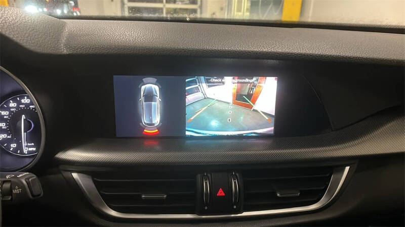 2020 Alfa Romeo Stelvio Ti Sport