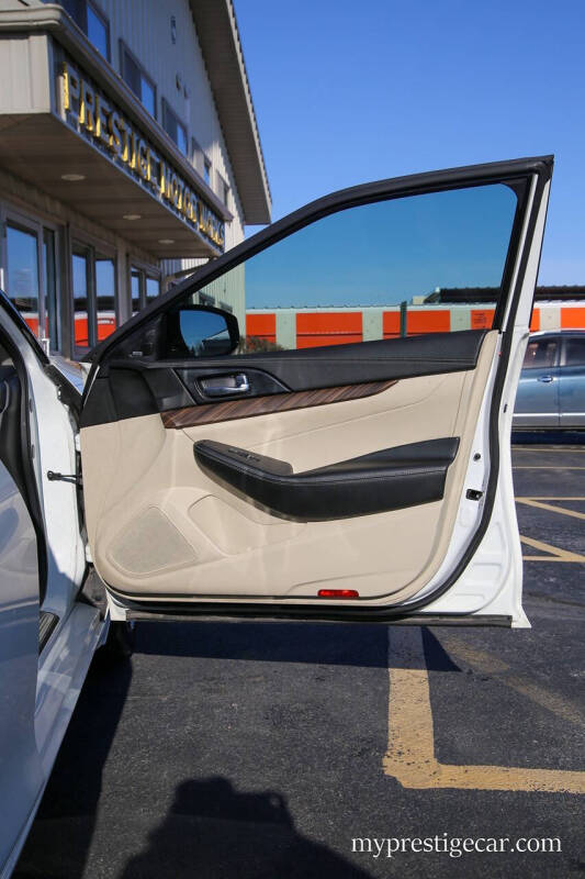 2017 Nissan Maxima Platinum