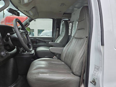 2021 Chevrolet Express 2500