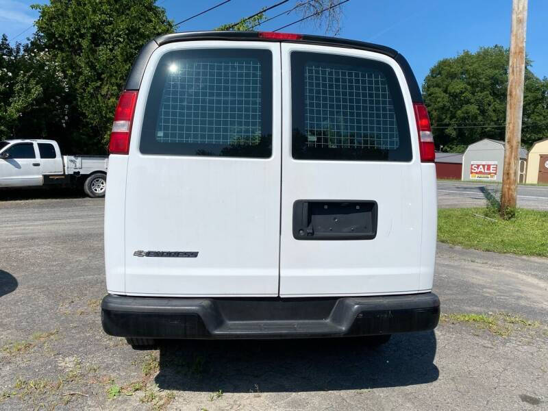 2017 Chevrolet Express 2500