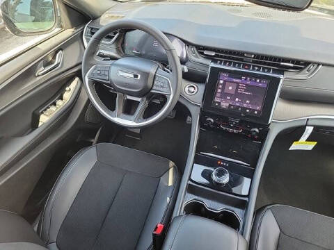 2024 Jeep Grand Cherokee Altitude