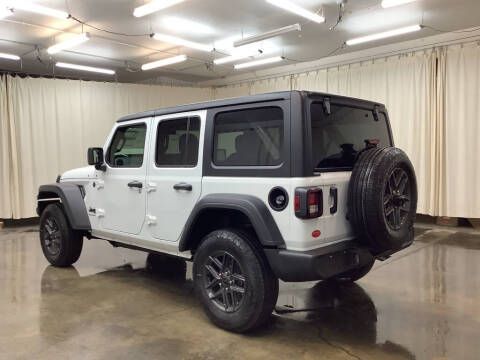 2026 Jeep Wrangler Sport RHD
