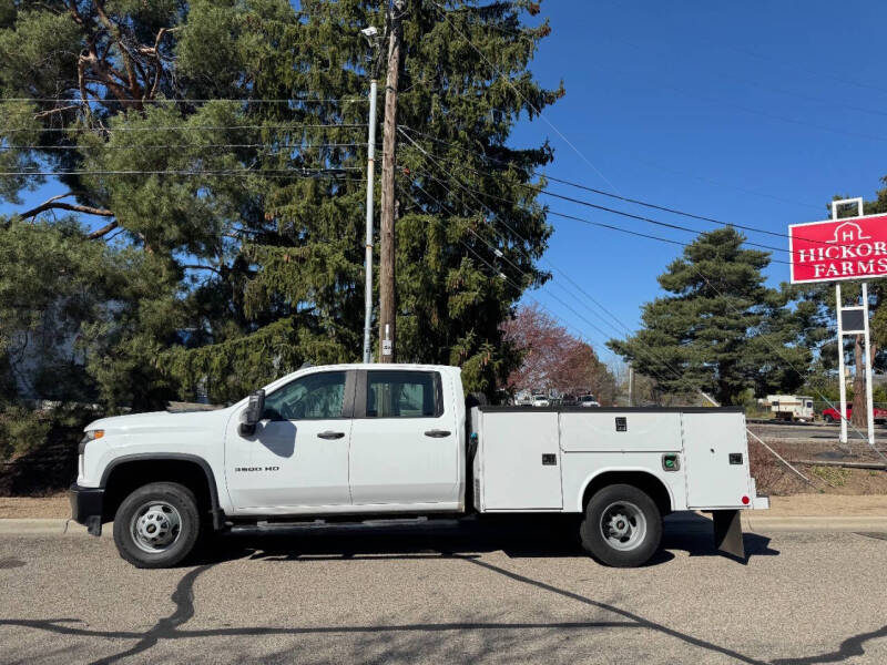 2023 Chevrolet Silverado 3500HD Work Truck's photo