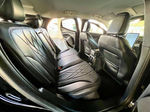 2022 Ford Mustang Mach-E Select