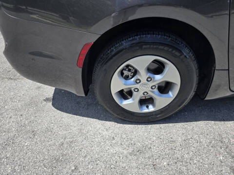 2017 Chrysler Pacifica Touring-L Plus