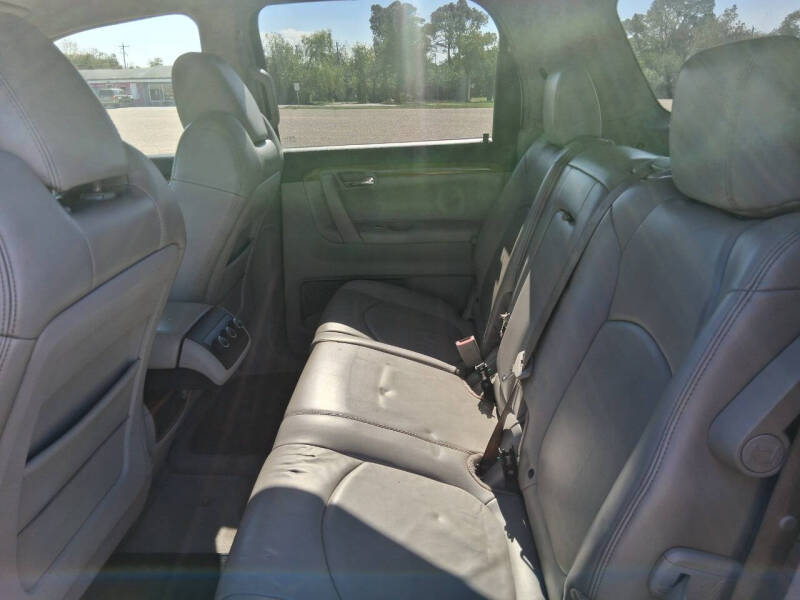 2009 Saturn Outlook XR