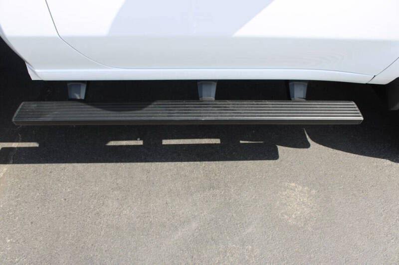 2024 Chevrolet Silverado 3500HD CC