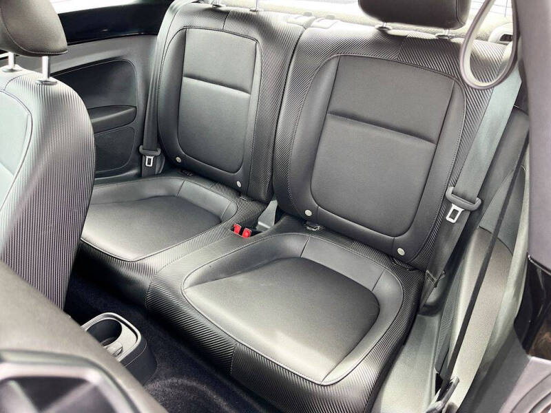 2019 Volkswagen Beetle 2.0T SE