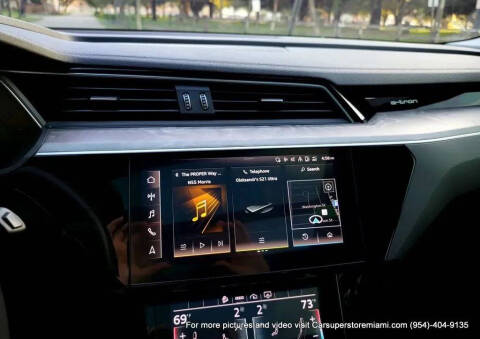 2021 Audi e-tron quattro Premium Plus