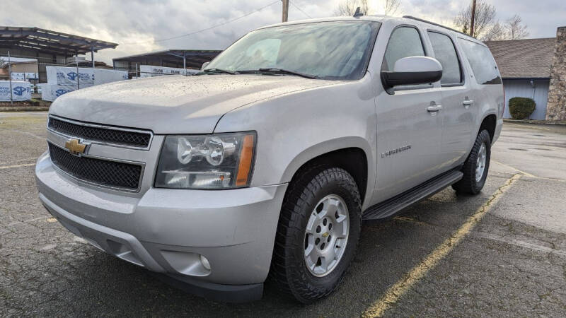2007 Chevrolet Suburban for sale at Bates Car Company in Salem OR