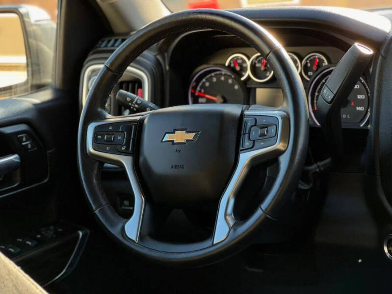 2019 Chevrolet Silverado 1500 LT photo 28