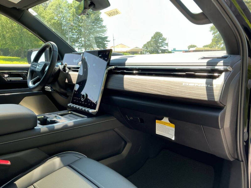 2025 GMC Sierra EV Denali