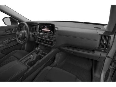 2025 Nissan Pathfinder S