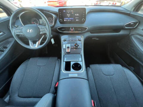 2021 Hyundai Santa Fe SE