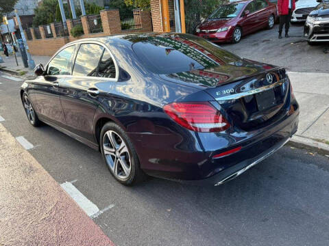 2017 Mercedes-Benz E-Class E 300 4MATIC
