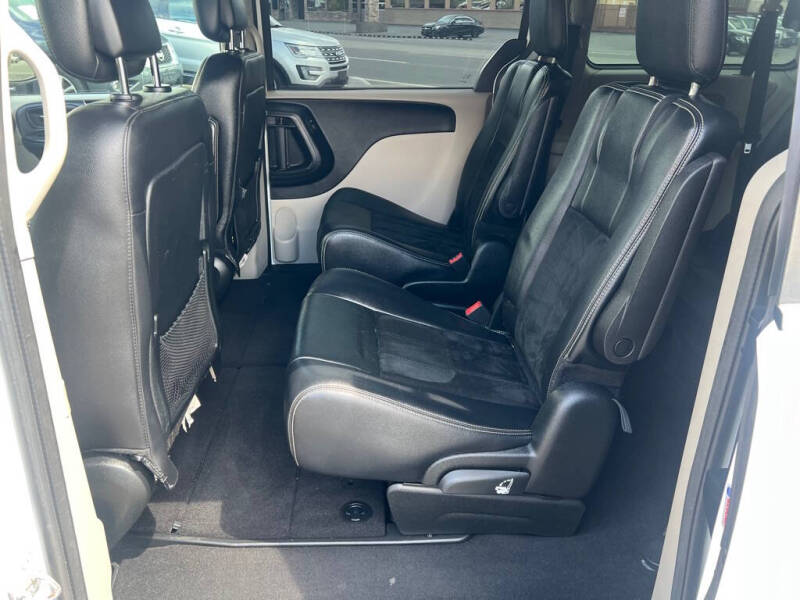 2017 Dodge Grand Caravan SXT