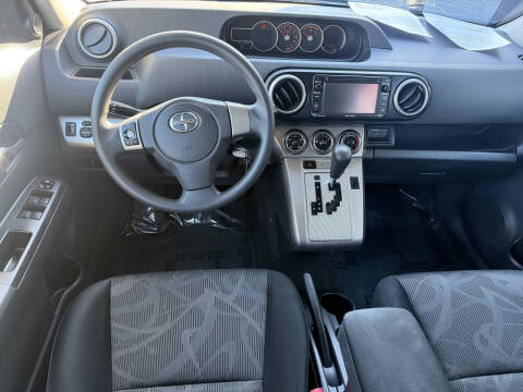 2015 Scion xB