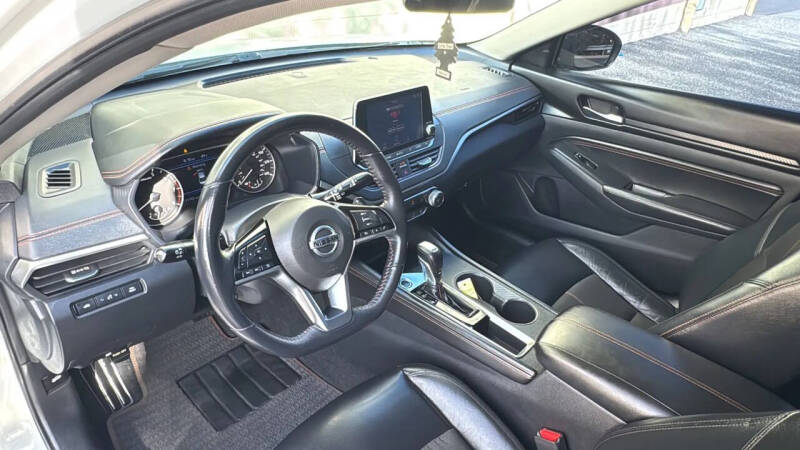 2019 Nissan Altima 2.5 SR