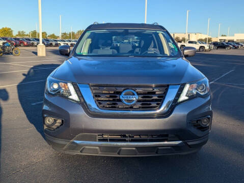 2020 Nissan Pathfinder S