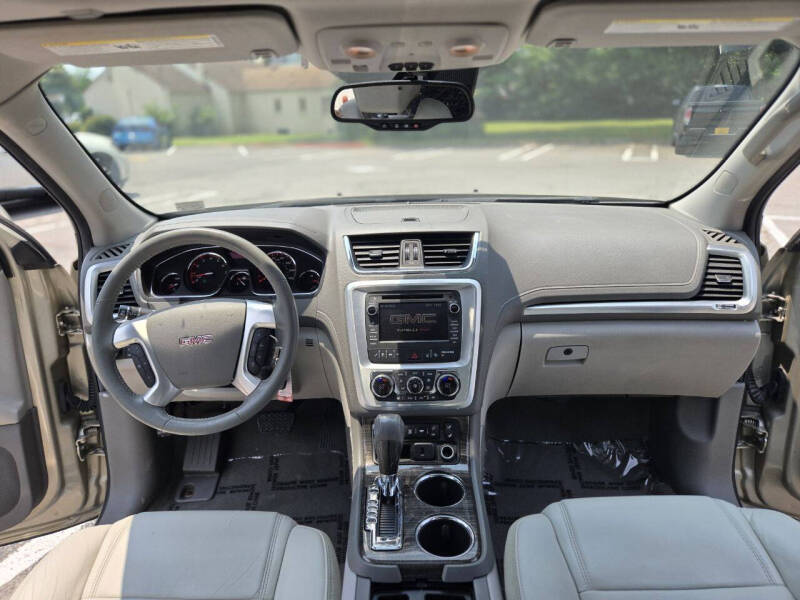 2016 GMC Acadia SLT-1