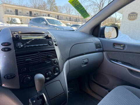 2006 Toyota Sienna LE 7 Passenger