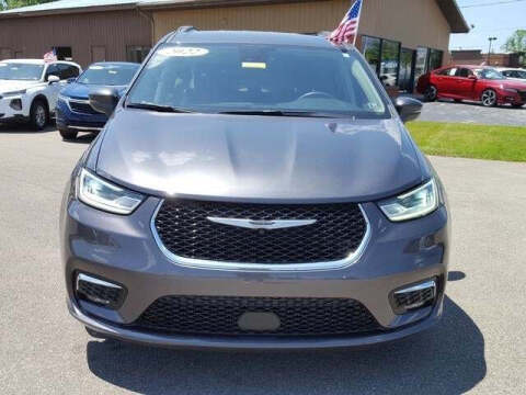 2022 Chrysler Pacifica Touring L
