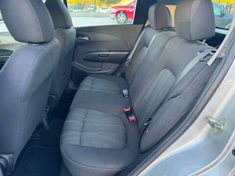 2013 Chevrolet Sonic LT Auto