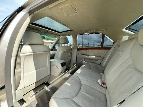 2005 Lexus LS 430