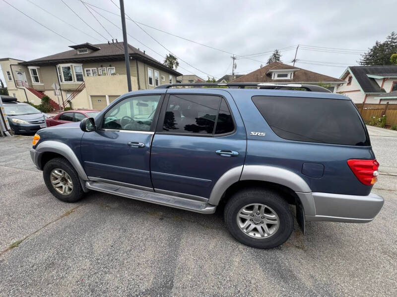 2003 Toyota Sequoia SR5