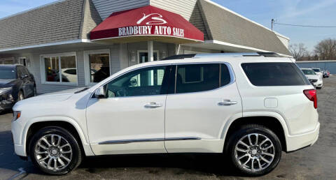 2023 GMC Acadia Denali