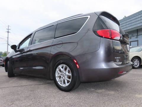 2020 Chrysler Voyager LXi