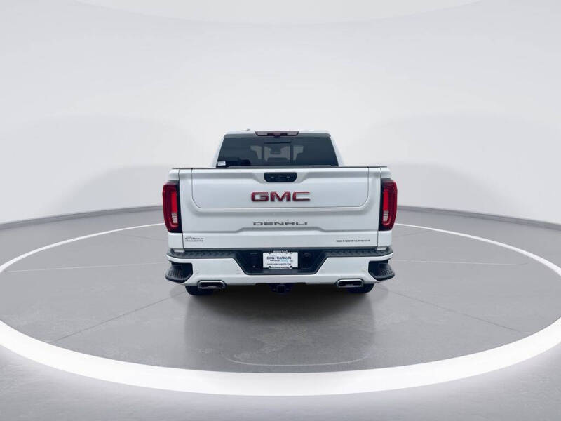 2024 GMC Sierra 1500